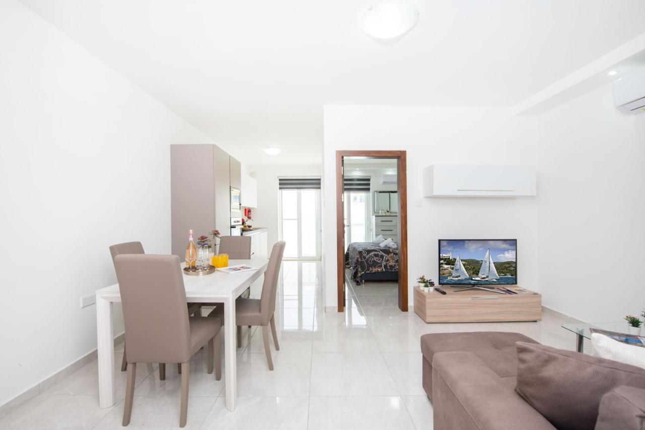 Flotta Island Apartments Gzira Екстериор снимка