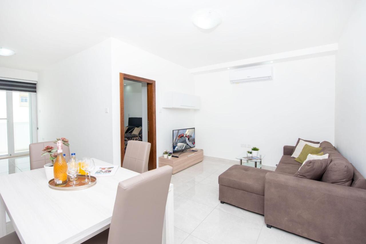 Flotta Island Apartments Gzira Екстериор снимка