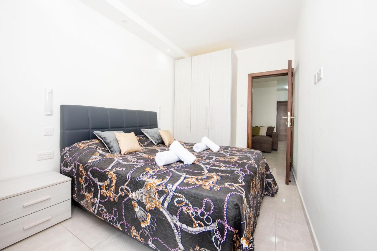 Flotta Island Apartments Gzira Екстериор снимка