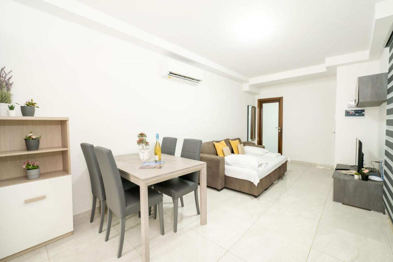 Flotta Island Apartments Gzira Екстериор снимка