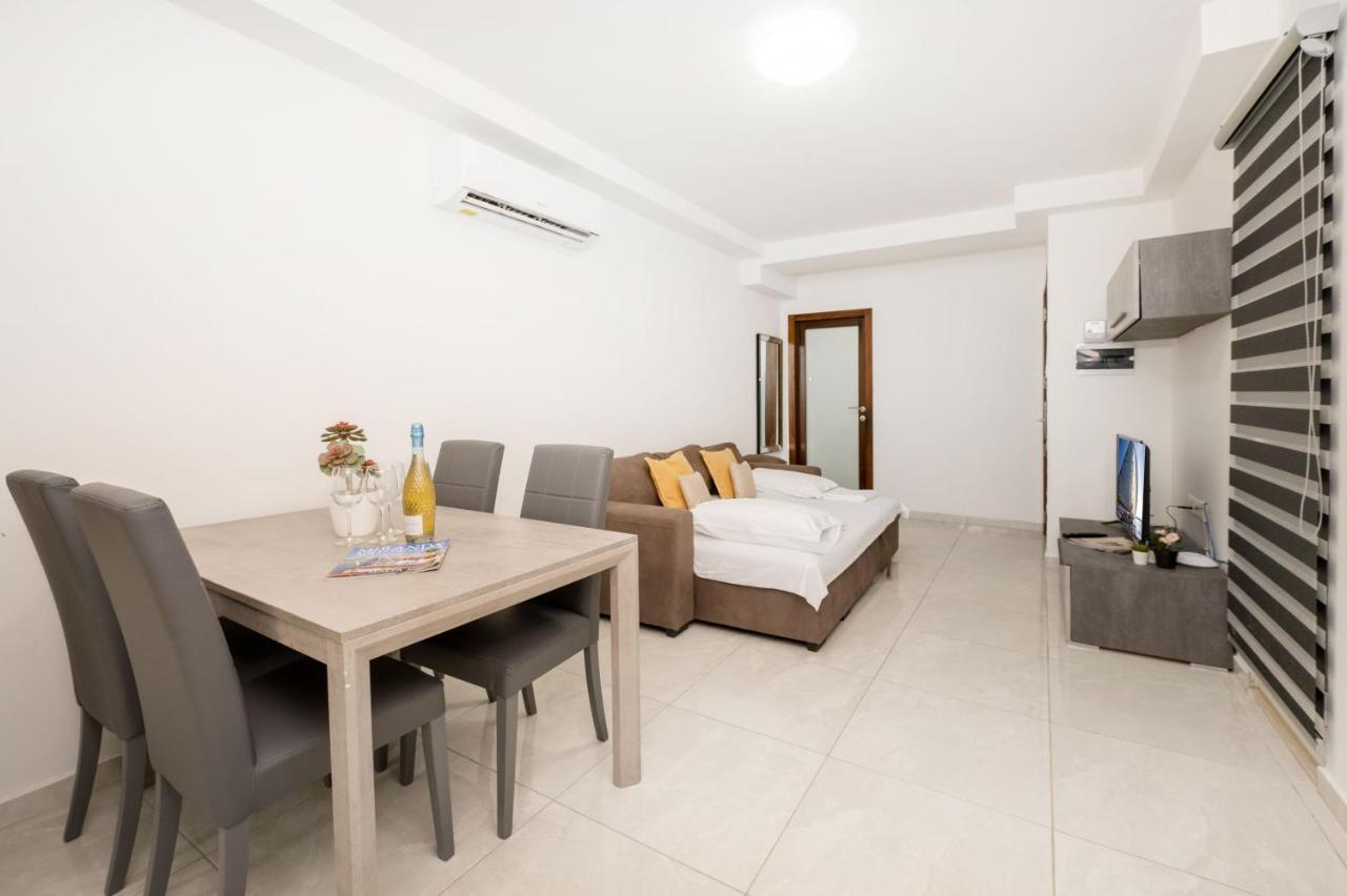 Flotta Island Apartments Gzira Екстериор снимка