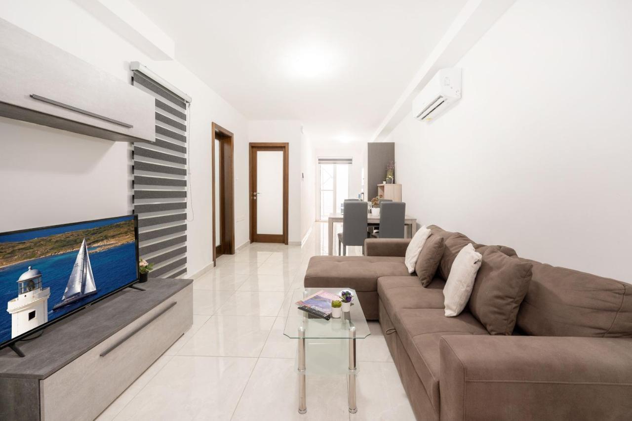 Flotta Island Apartments Gzira Екстериор снимка