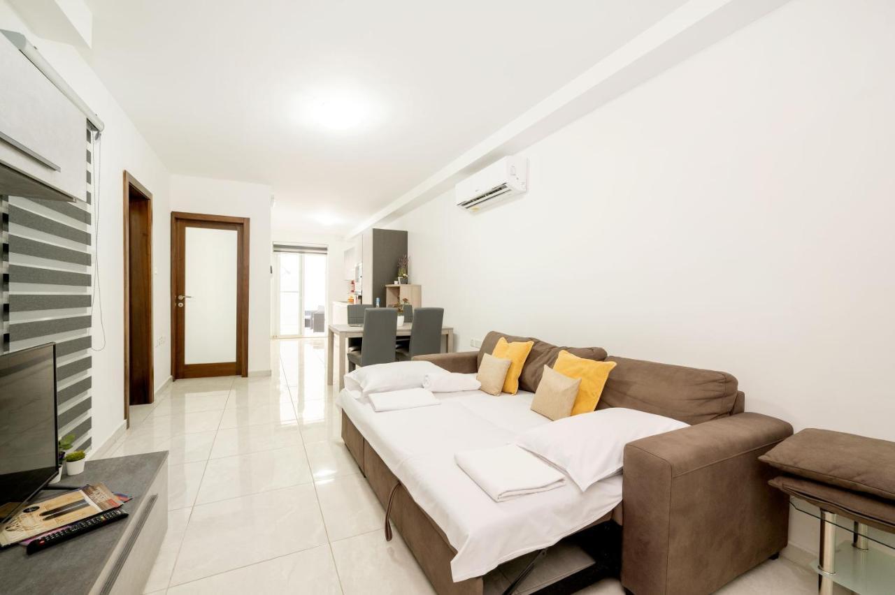 Flotta Island Apartments Gzira Екстериор снимка