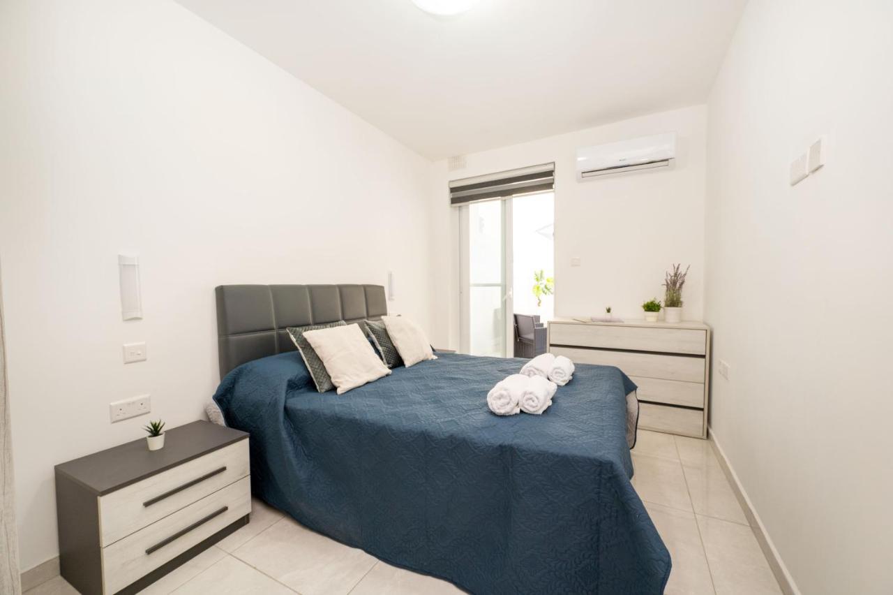 Flotta Island Apartments Gzira Екстериор снимка